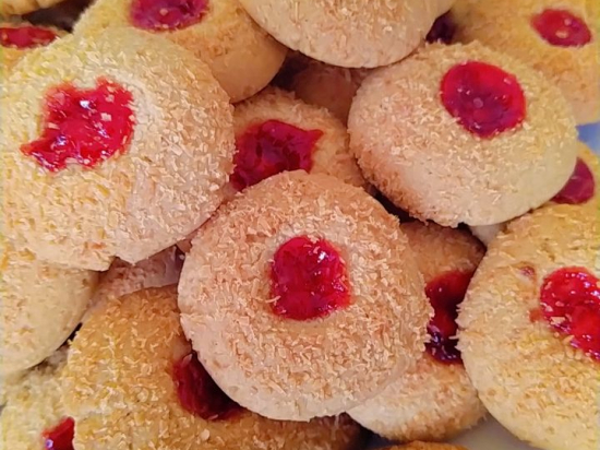 Cookies ya Jam yenye Nazi